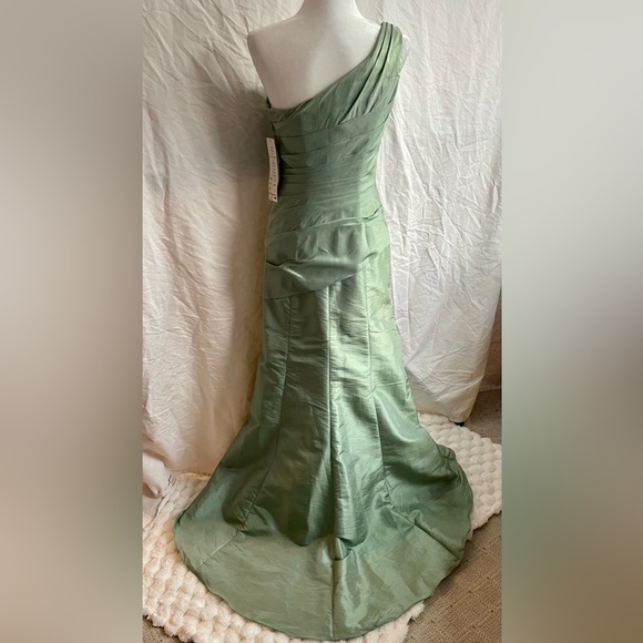 VINTAGE w/ TAGS (90s-00s) Bill Levkoff Formal Bridesmaid Sample Gown - Picture 3 of 13